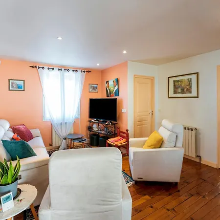 Holiday home Maison De *